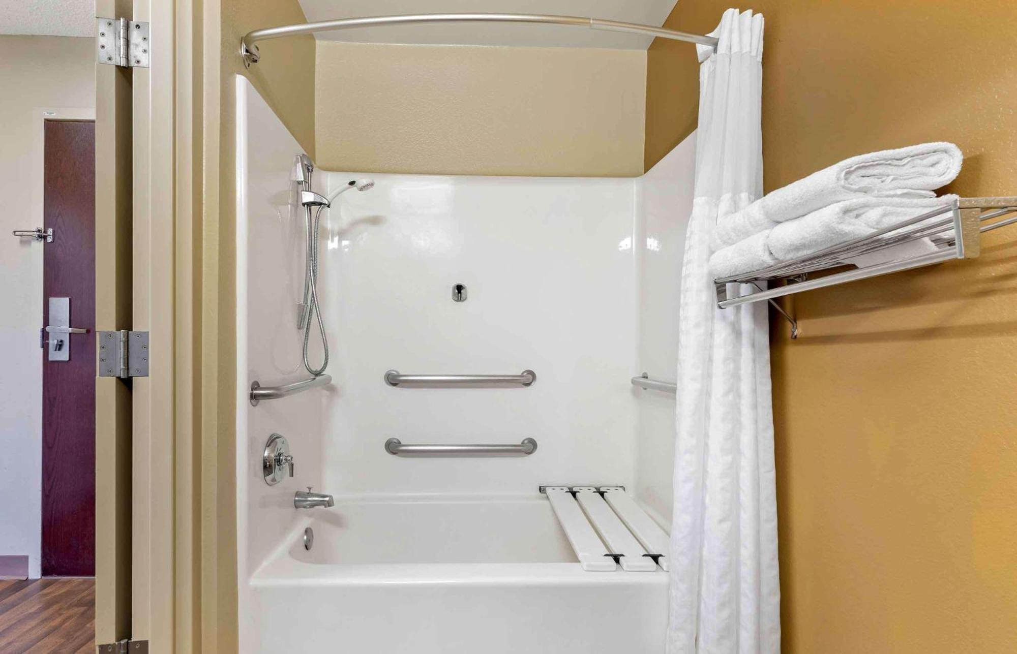 Extended Stay America Suites - Rockford - I-90 Ngoại thất bức ảnh